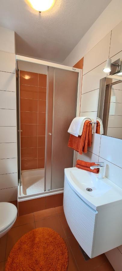 Apartments Antonia Хвар Экстерьер фото