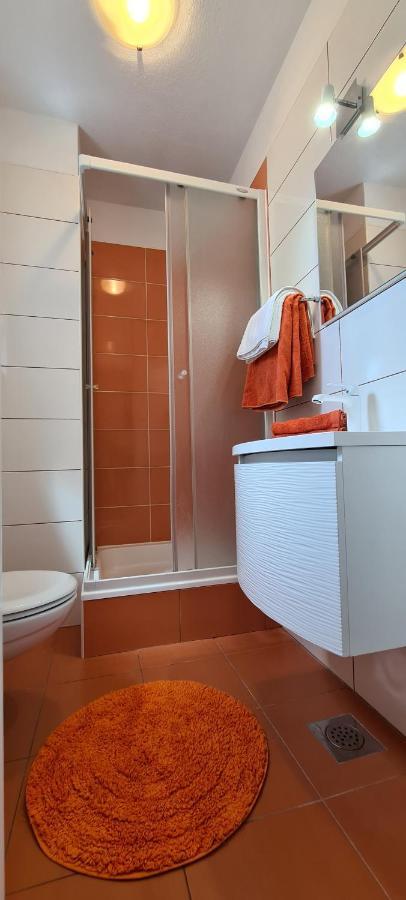 Apartments Antonia Хвар Экстерьер фото