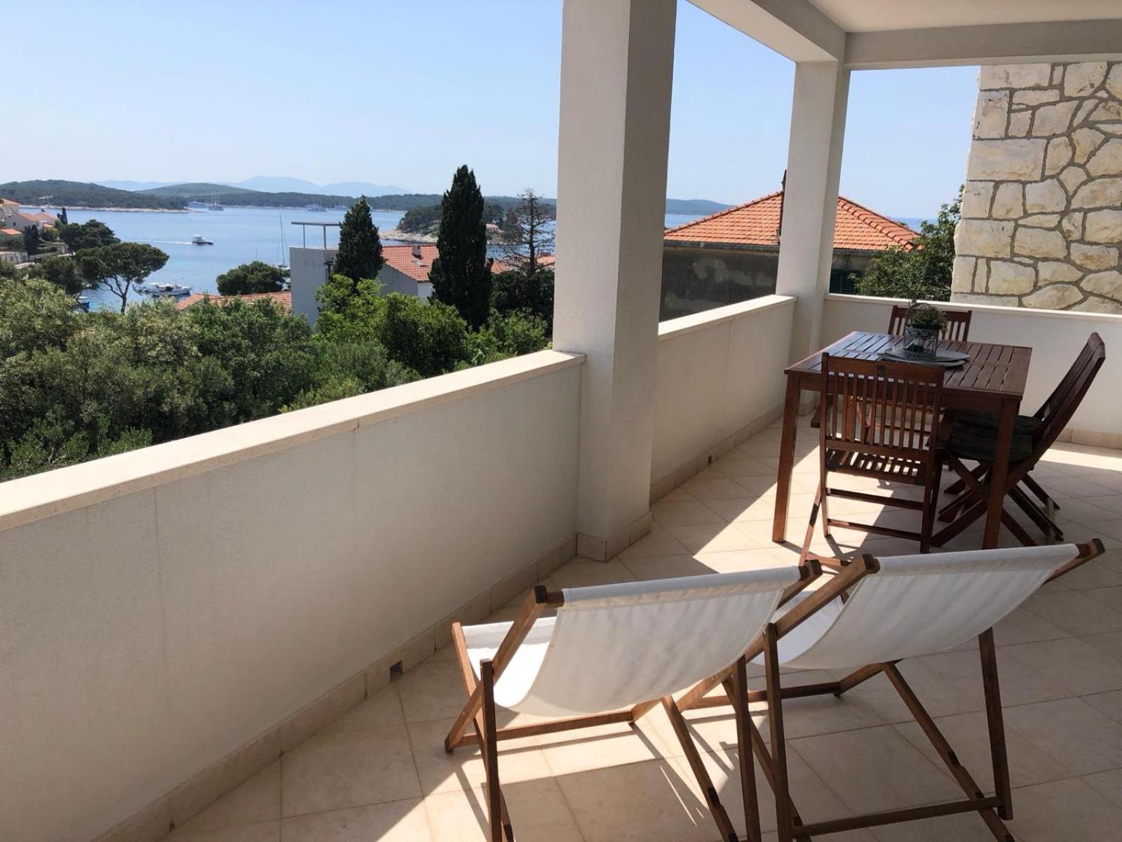 Apartments Antonia Хвар Экстерьер фото