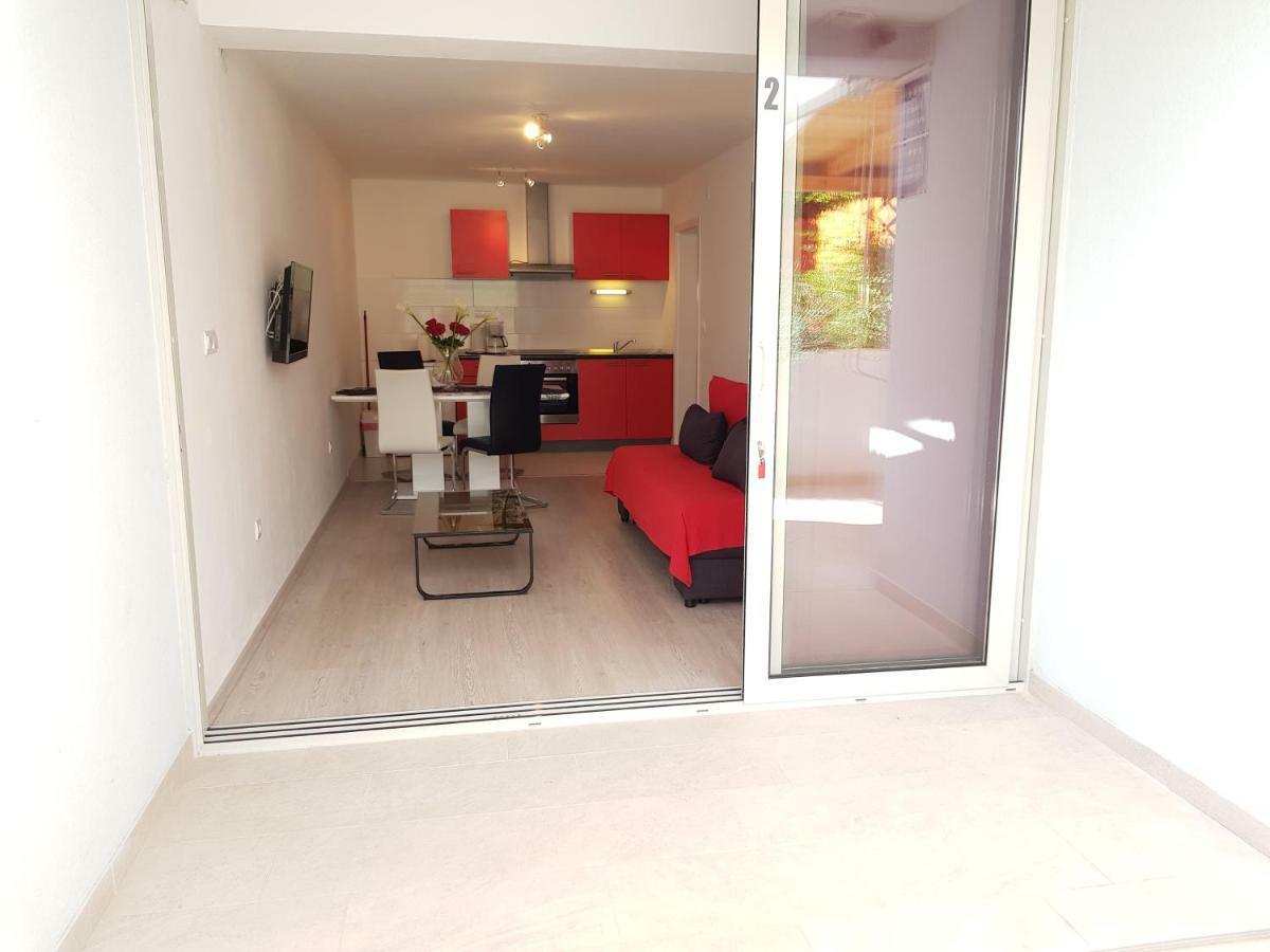 Apartments Antonia Хвар Экстерьер фото